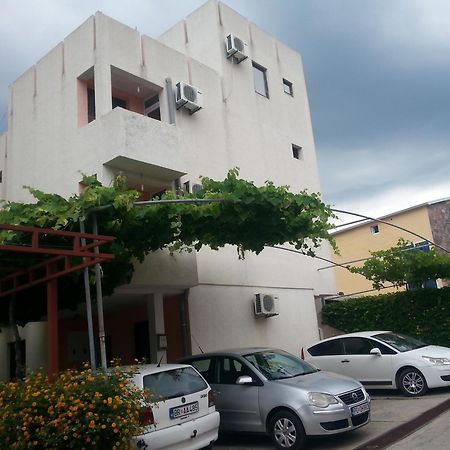 באר Apartments Bojanic מראה חיצוני תמונה