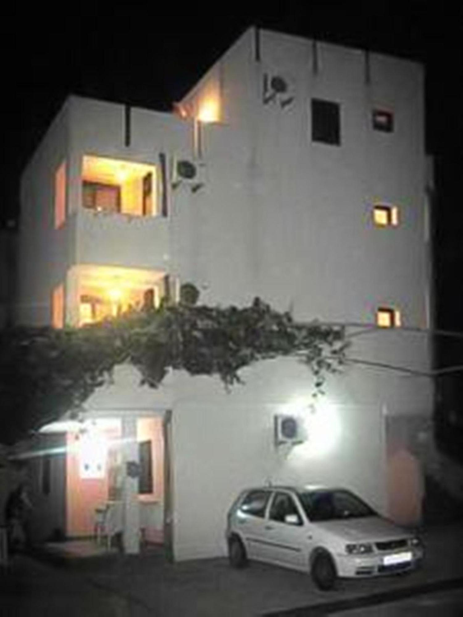 באר Apartments Bojanic מראה חיצוני תמונה